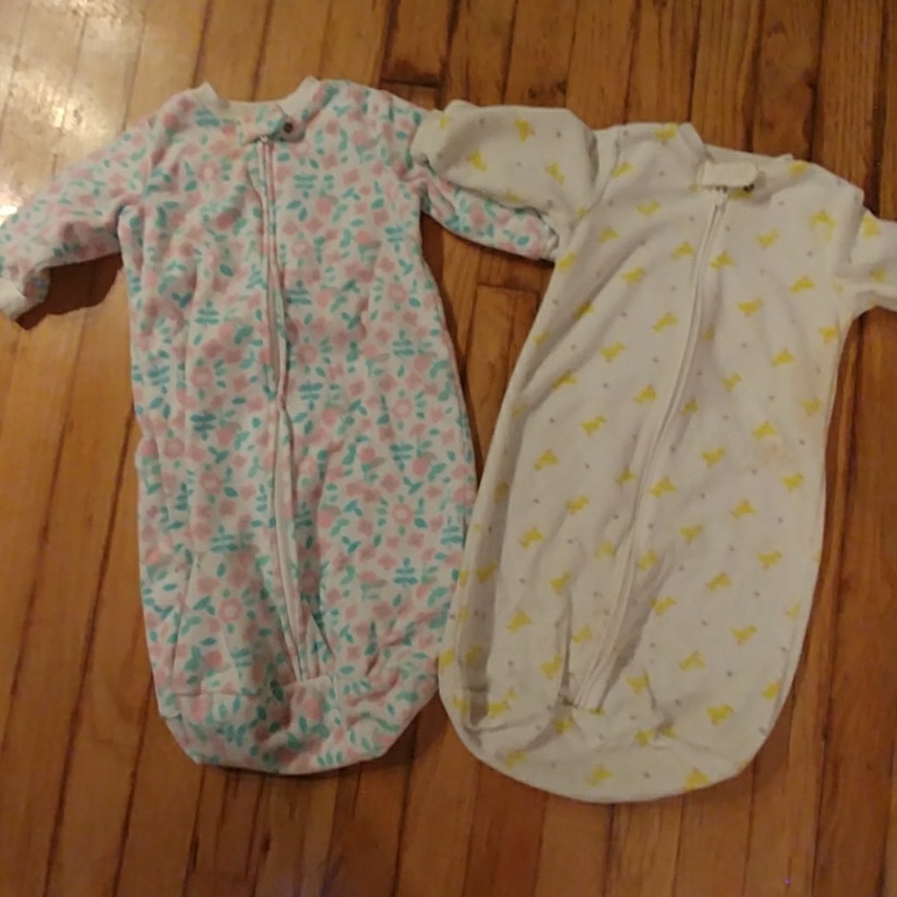 Lot / 2 Carter Sleepers